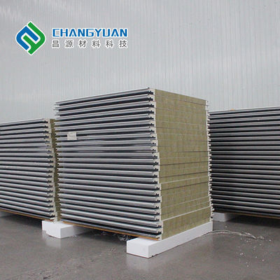 Isolamento térmico do painel de sanduíche de PU anti-corrosivo decorativo