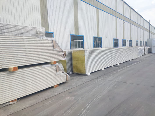 Classificação de ignição Classe A Painel de parede de sala limpa Valor R 0,3 Isolamento térmico ≥ 10 anos Durabilidade