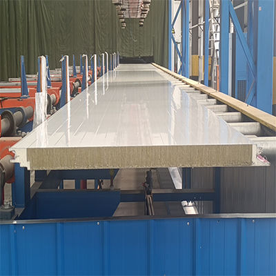Painel de parede de quatro sulcos para resistência ao calor e à umidade