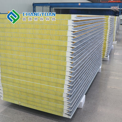 Painéis de Parede Metálicos e Painéis Sandwich: A Combinação Perfeita para Projetos Externos