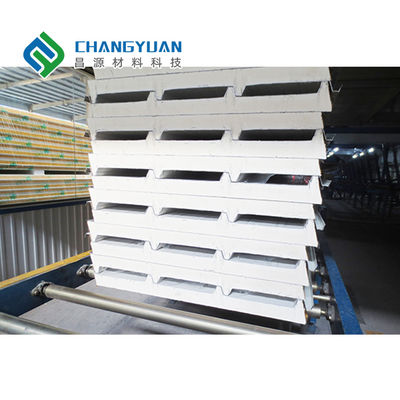 Painel de parede sanduíche PU / PIR: solução perfeita para manter o calor no edifício