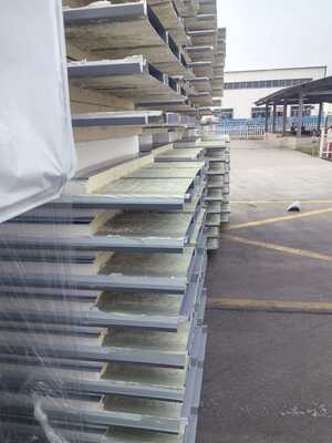 Painel Sanduíche à Prova de Fogo e Água para Sala Limpa com Espessura Personalizável para Ambientes de Alta Limpeza