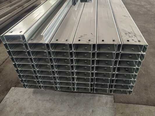 Hot Dipped Galvanized Metal Building Purlin with Customized Length and 195/235/355 Steel Type for Structural Support