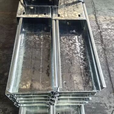 Construção de aço em forma de aço C.Purlin aço GI aço Construção de aço