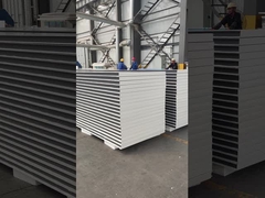 A isolação térmica e a isolação térmica pressionaram os painéis de aço